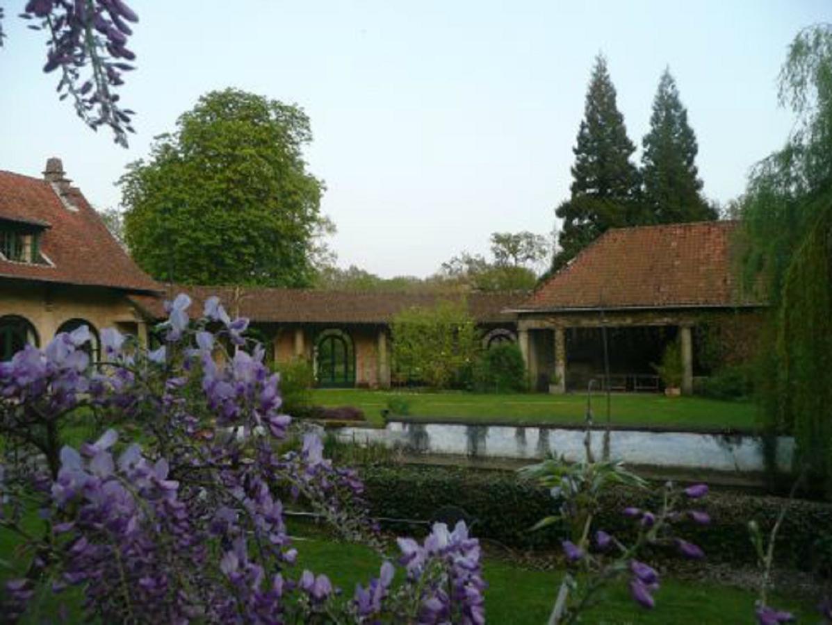 Manoir De Bois En Ardres Bed & Breakfast Екстериор снимка