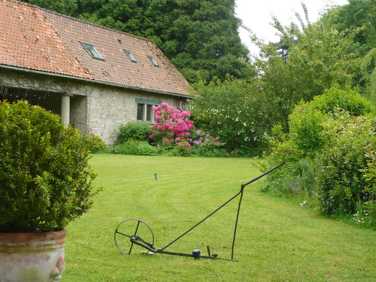 Manoir De Bois En Ardres Bed & Breakfast Екстериор снимка